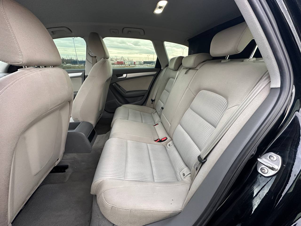 Audi A4 2.0tdi 2010 - Зображення 18