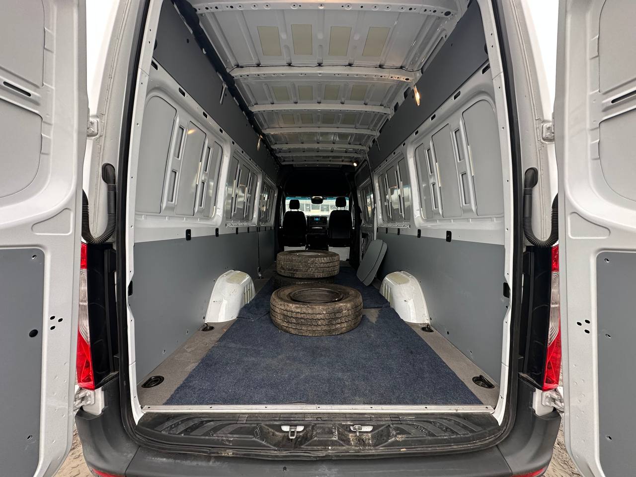 Mercedes-Benz Sprinter 2024 - Зображення 18