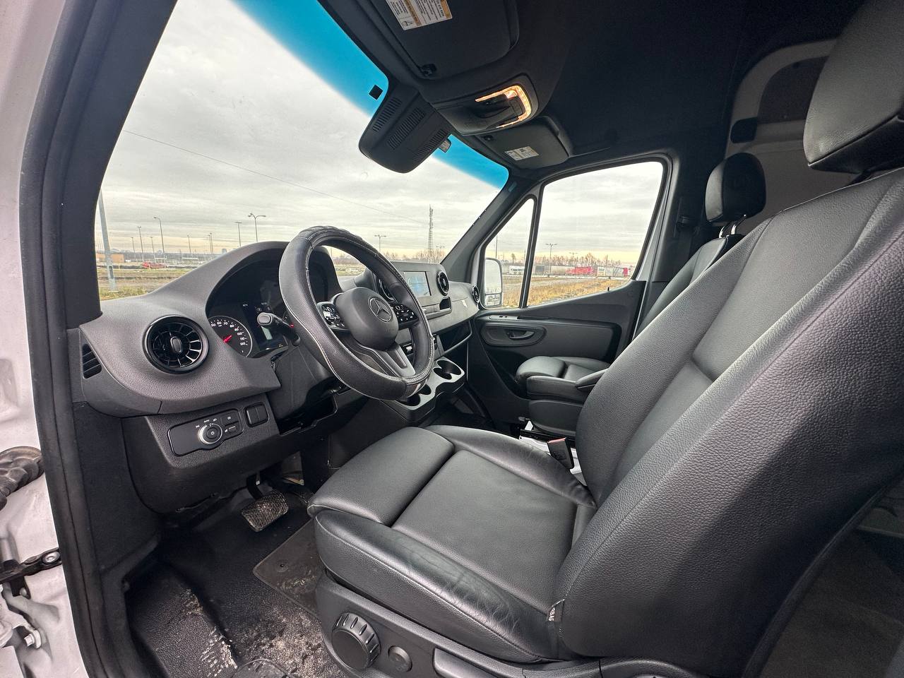 Mercedes-Benz Sprinter 2024 - Зображення 9