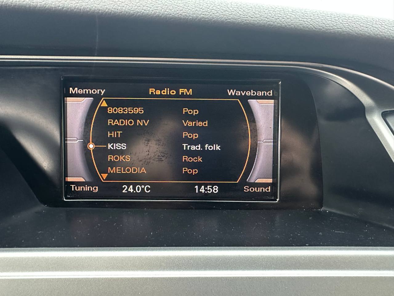 Audi A4 2.0tdi 2010 - Зображення 13