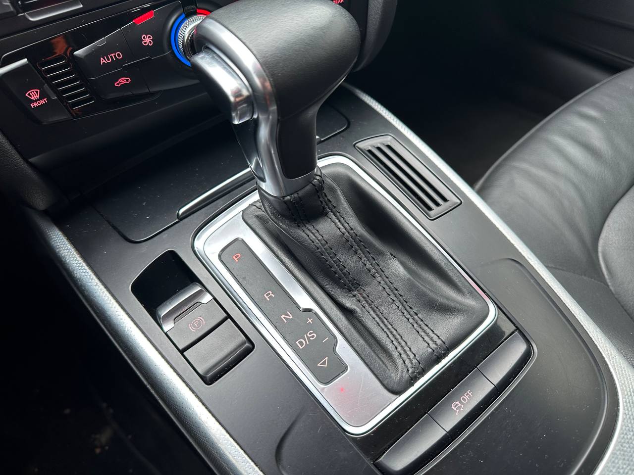 Audi A4 2.0T 2013 - Зображення 15