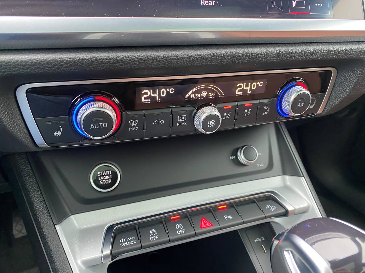 Audi Q3 2.0t Quattro 2022 - Зображення 16