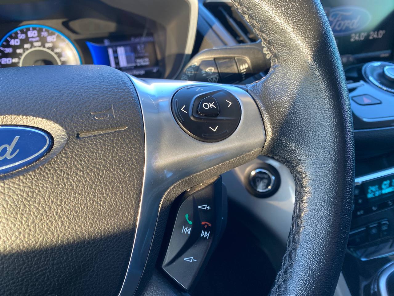 Ford C-Max 2.0hybrid 2014 - Зображення 15