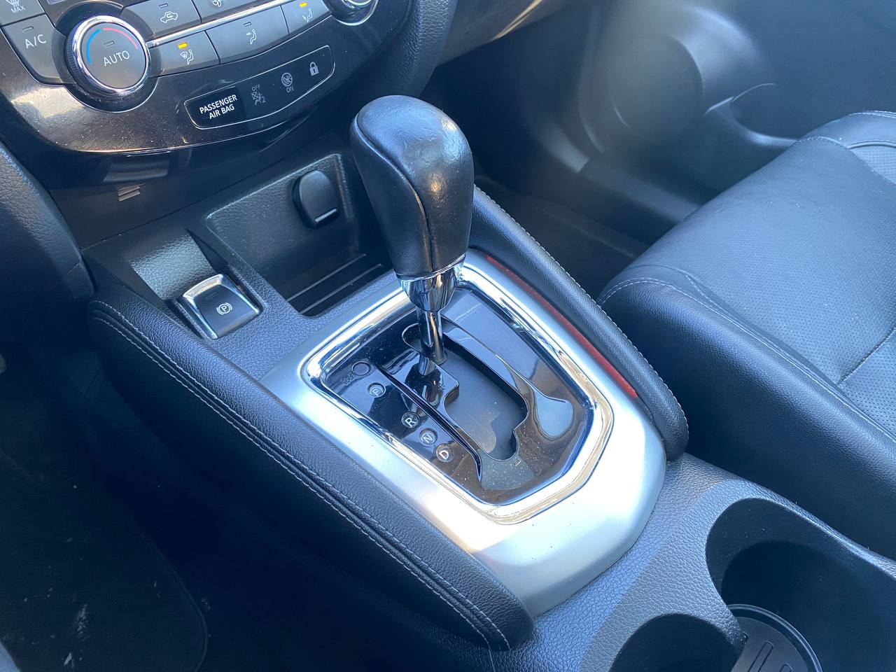 Nissan Qashqai 1.6d 2014 - Зображення 21