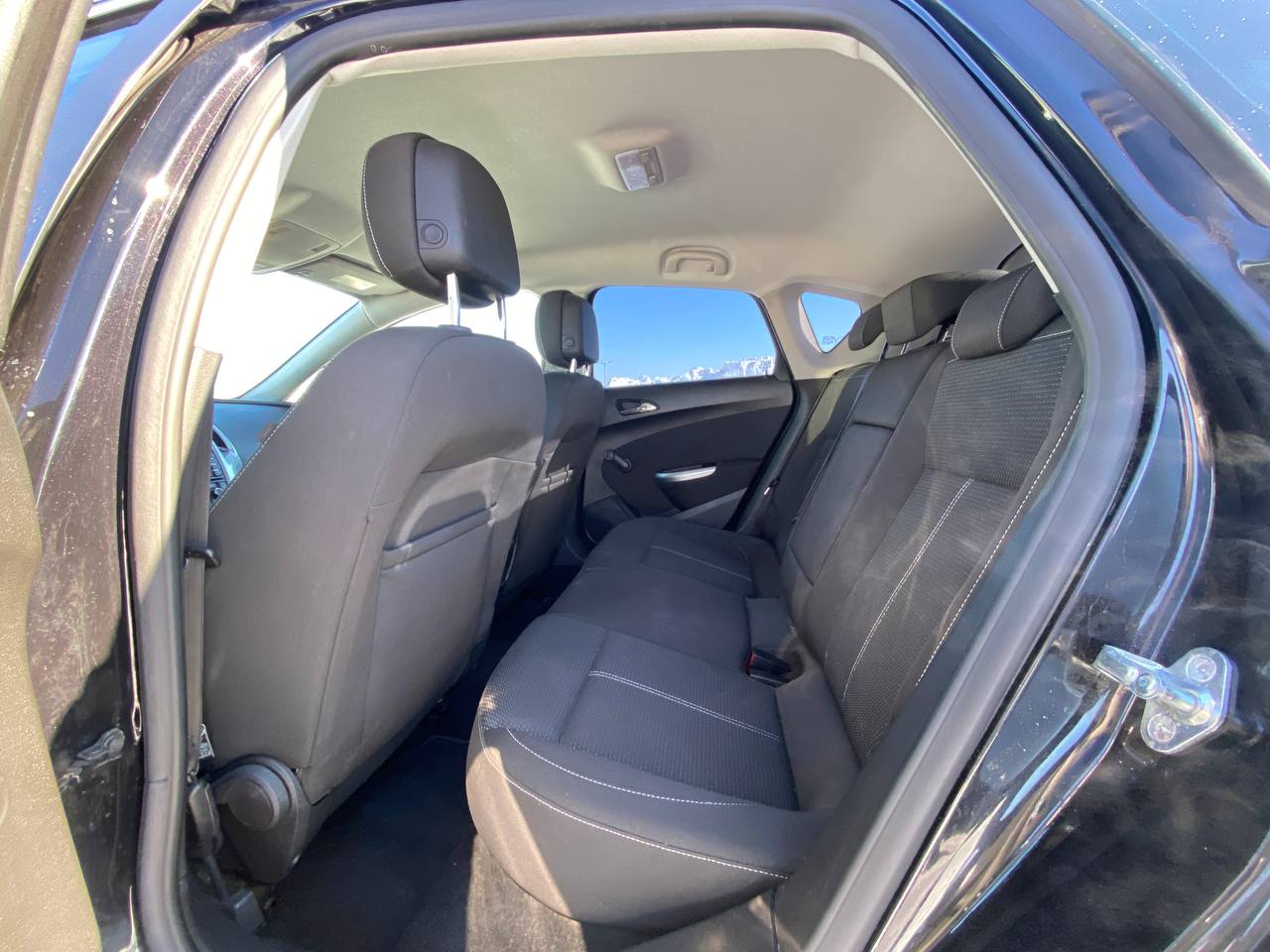 Opel Astra S 1.6i 2010 - Зображення 20