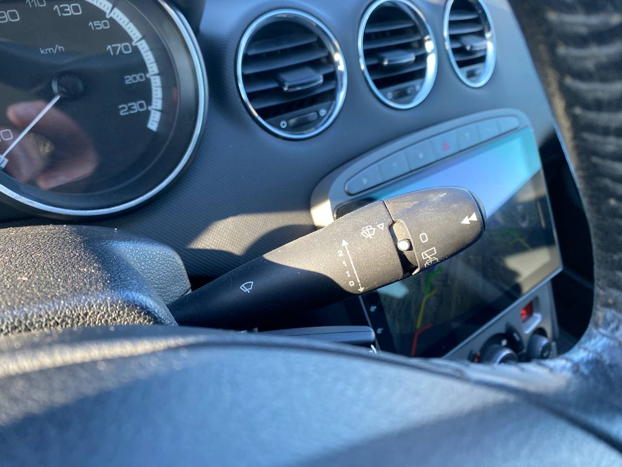 Peugeot 308 1.6i 2011 - Зображення 13