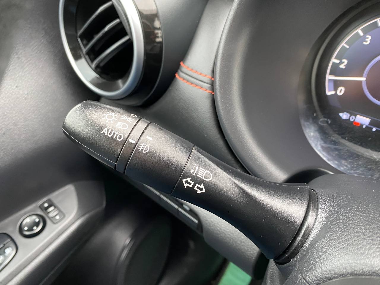 Nissan Kicks 1.6i 2021 - Зображення 15