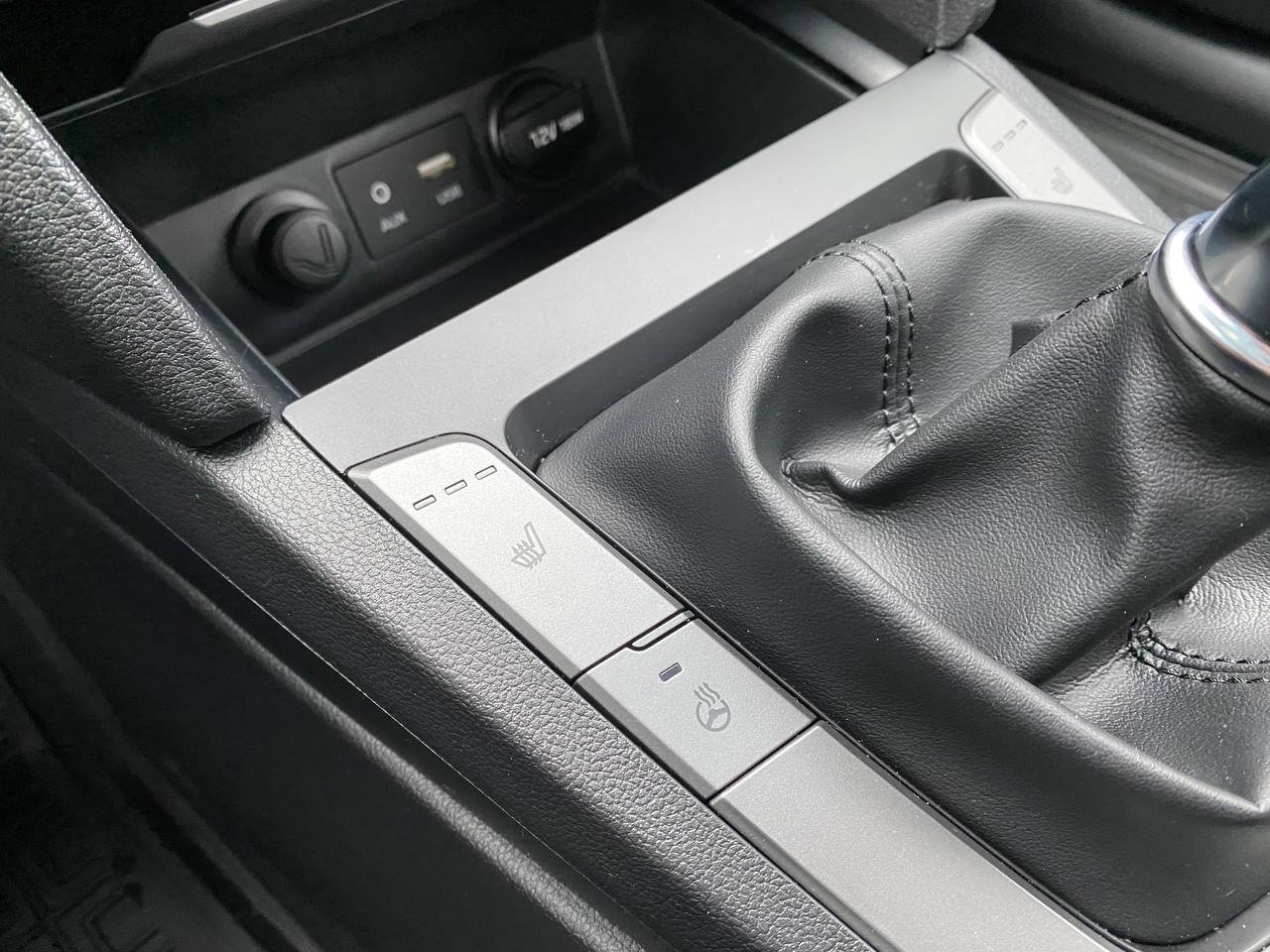 Hyundai Elantra 1.6i 2018 - Зображення 20