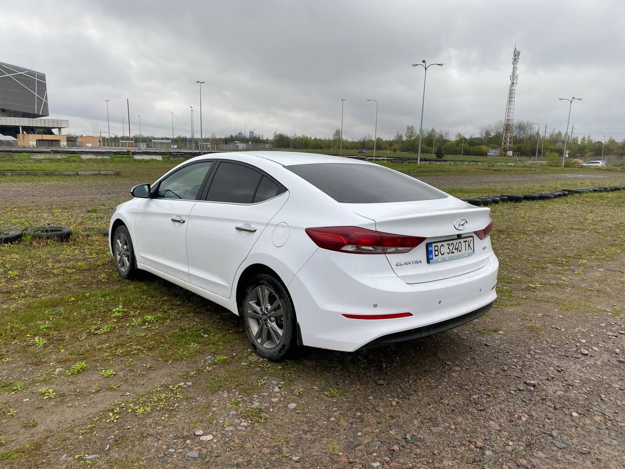 Hyundai Elantra 1.6i 2018 - Зображення 4