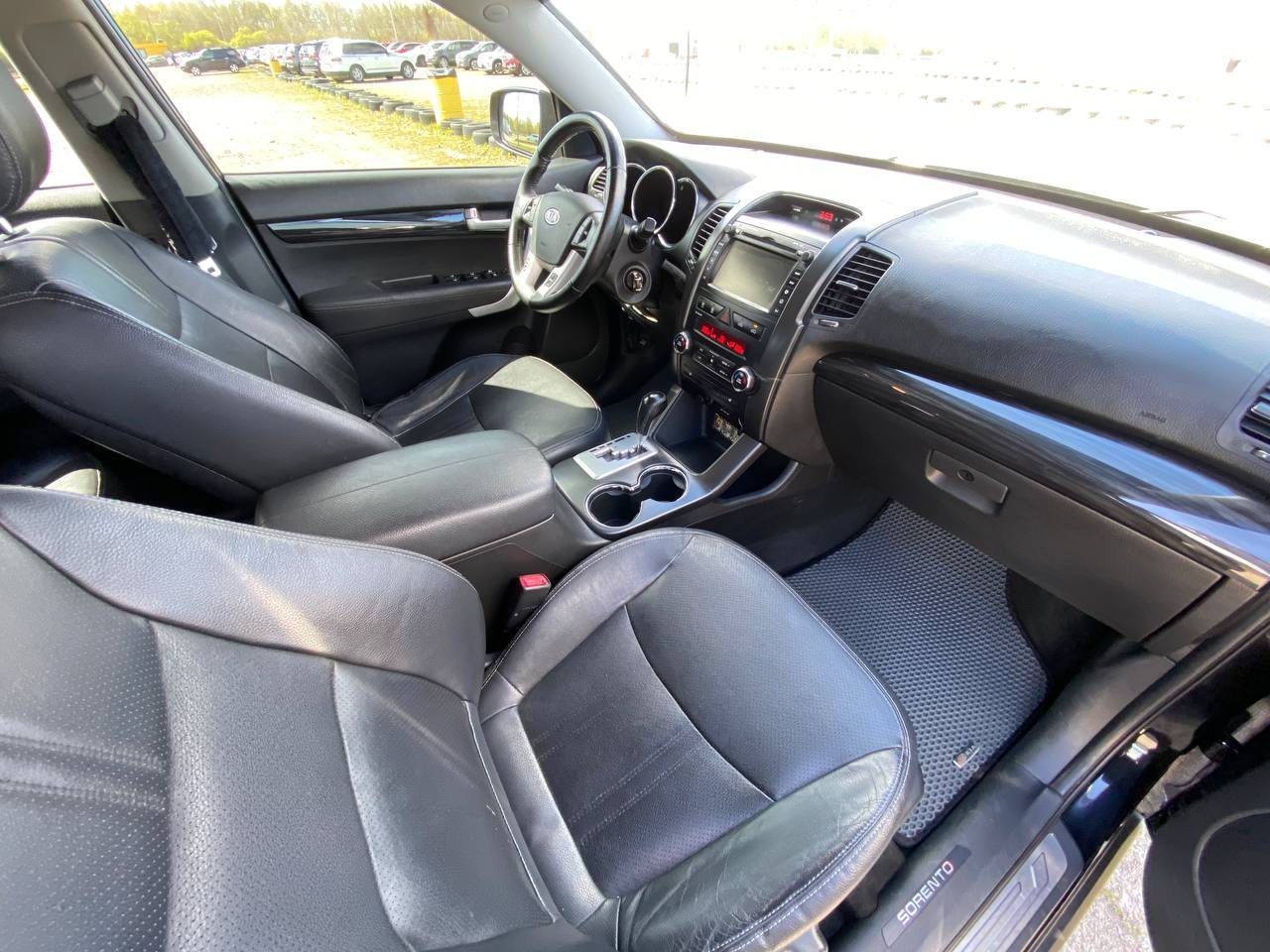 Kia Sorento 2.2d 4x4 2011 - Зображення 23