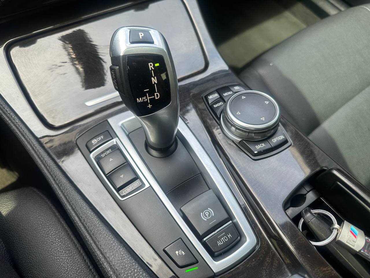 BMW 528i 2015 - Зображення 16