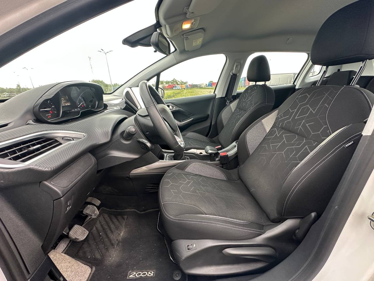 Peugeot 2008 1.2і 2018 - Зображення 8