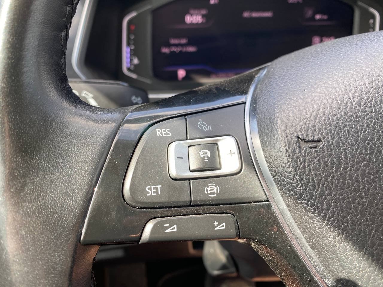 Volkswagen Tiguan 2.0T 2019 - Зображення 17