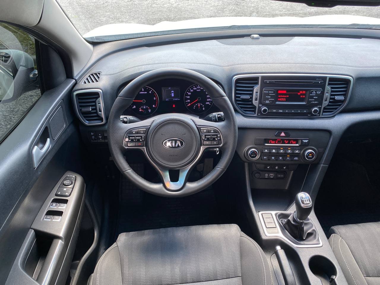 Kia Sportage 1.7d 2017 - Зображення 10