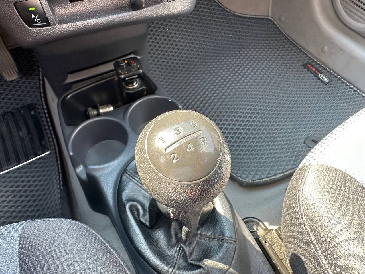 Kia Picanto 1.1i 2005 - Зображення 14