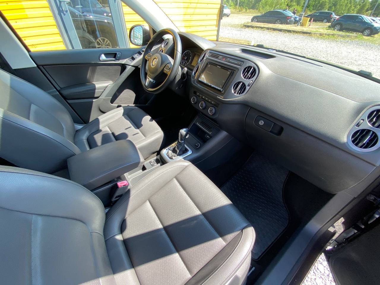 Volkswagen Tiguan 2.0t 2015 - Зображення 20
