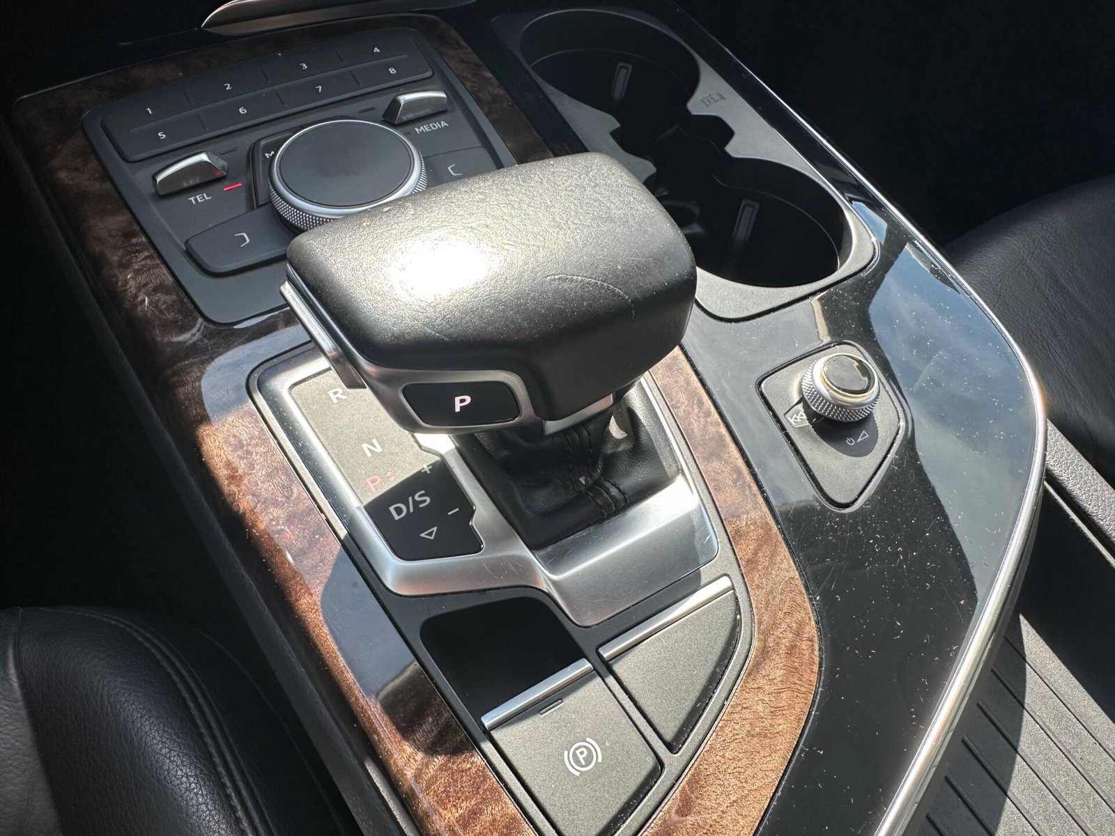 Audi Q7 3.0tfsi 2016 - Зображення 19