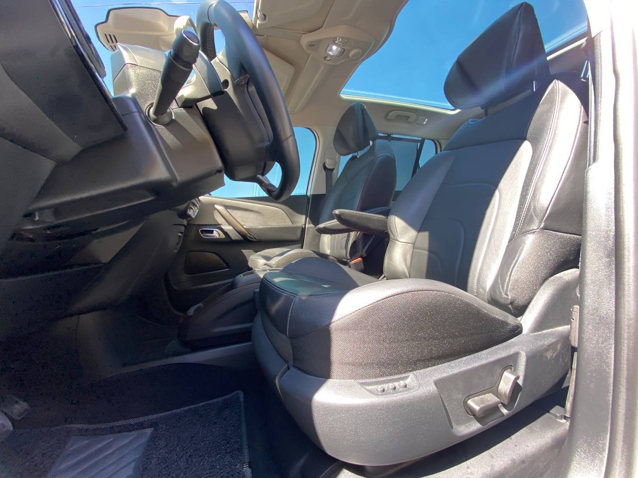 Citroen C4 Grand Picasso 1.5d 2021 - Зображення 11