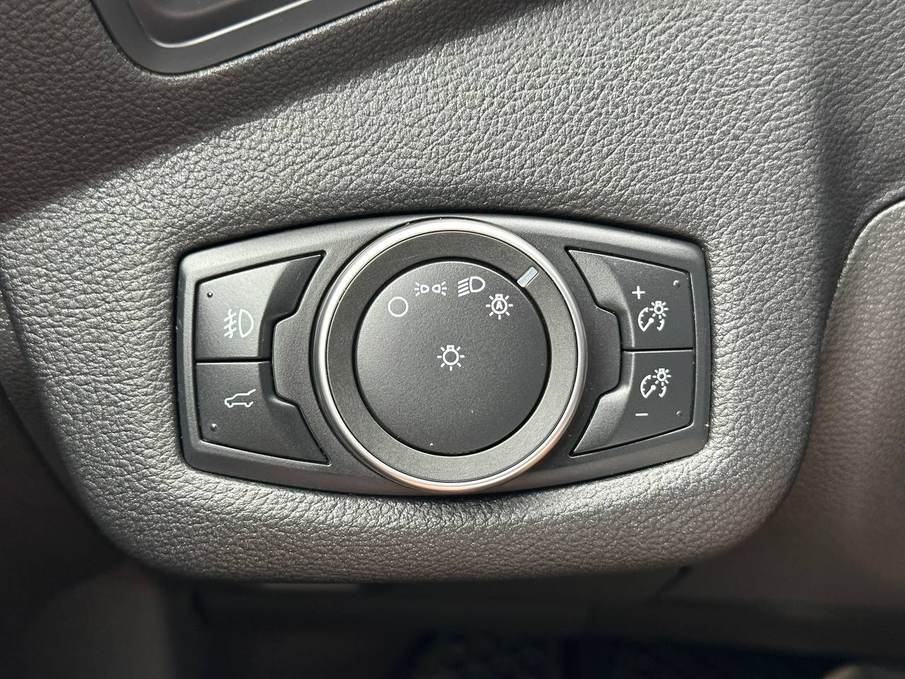 Ford Escape 1.5i 2019 - Зображення 10