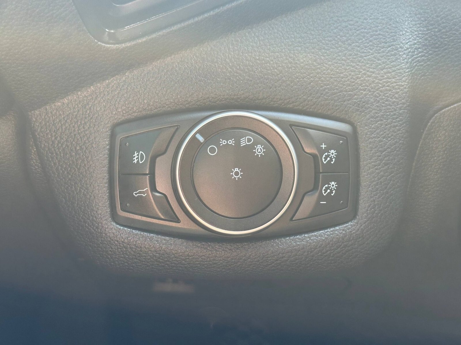 Ford Escape 1.5i 4x4 2016 - Зображення 9