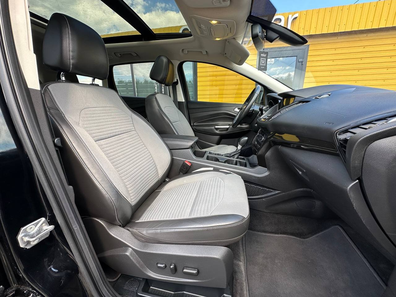 Ford Escape 2.0i 4x4 2017 - Зображення 19