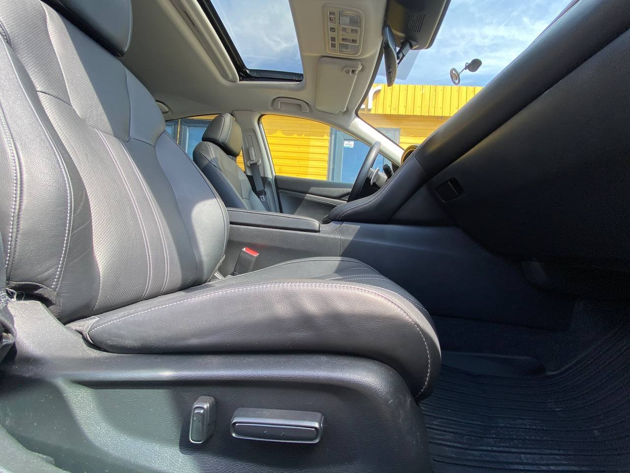 Honda Insight 1.5h 2019 - Зображення 21