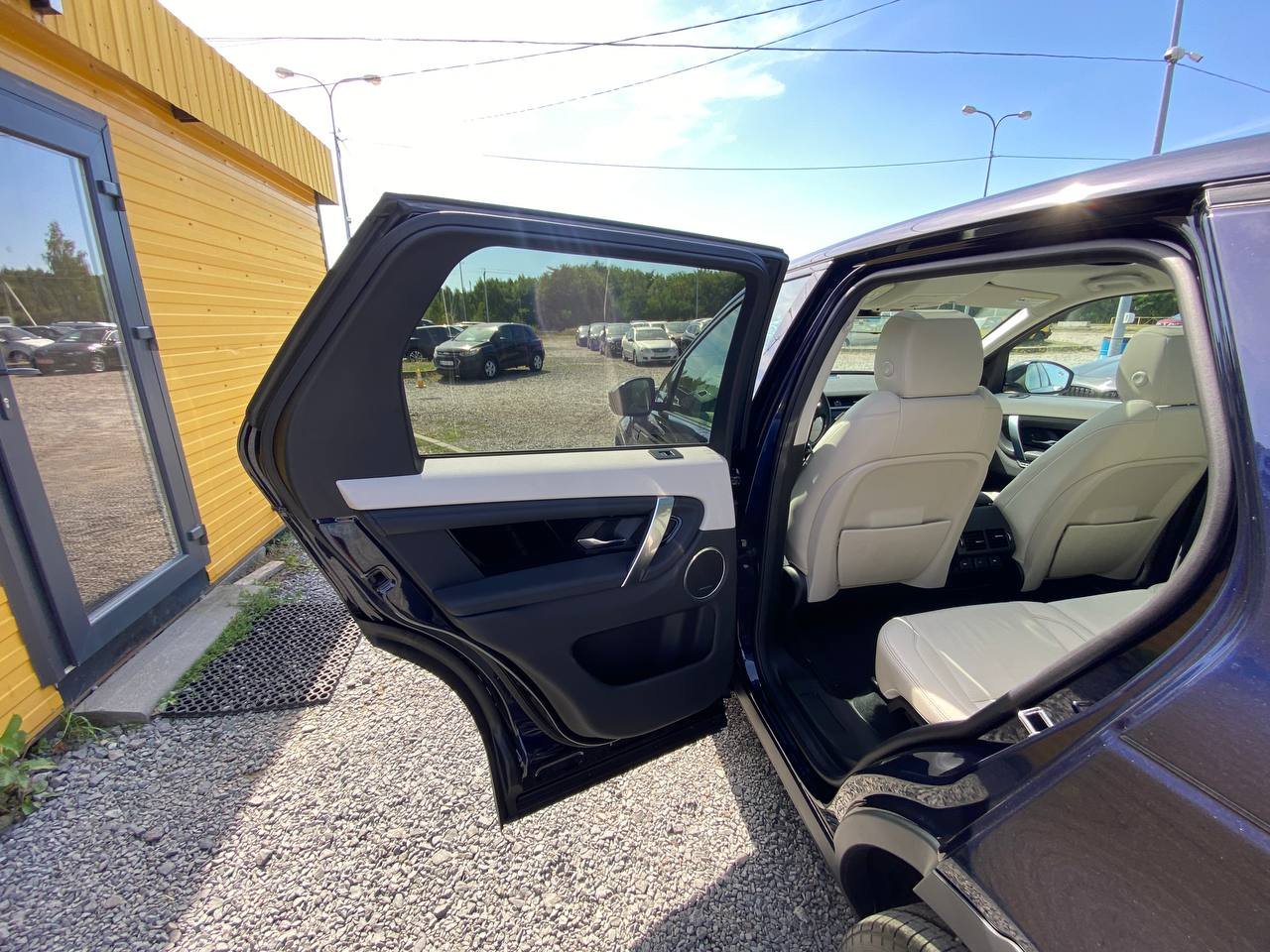 Land Rover Discovery Sport 2.0i 2020 - Зображення 29