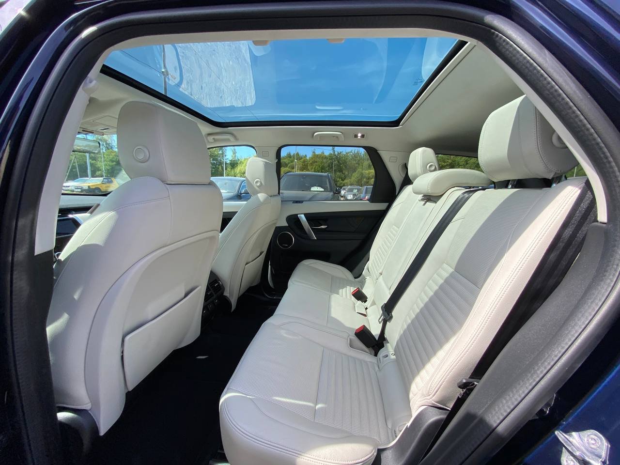 Land Rover Discovery Sport 2.0i 2020 - Зображення 30