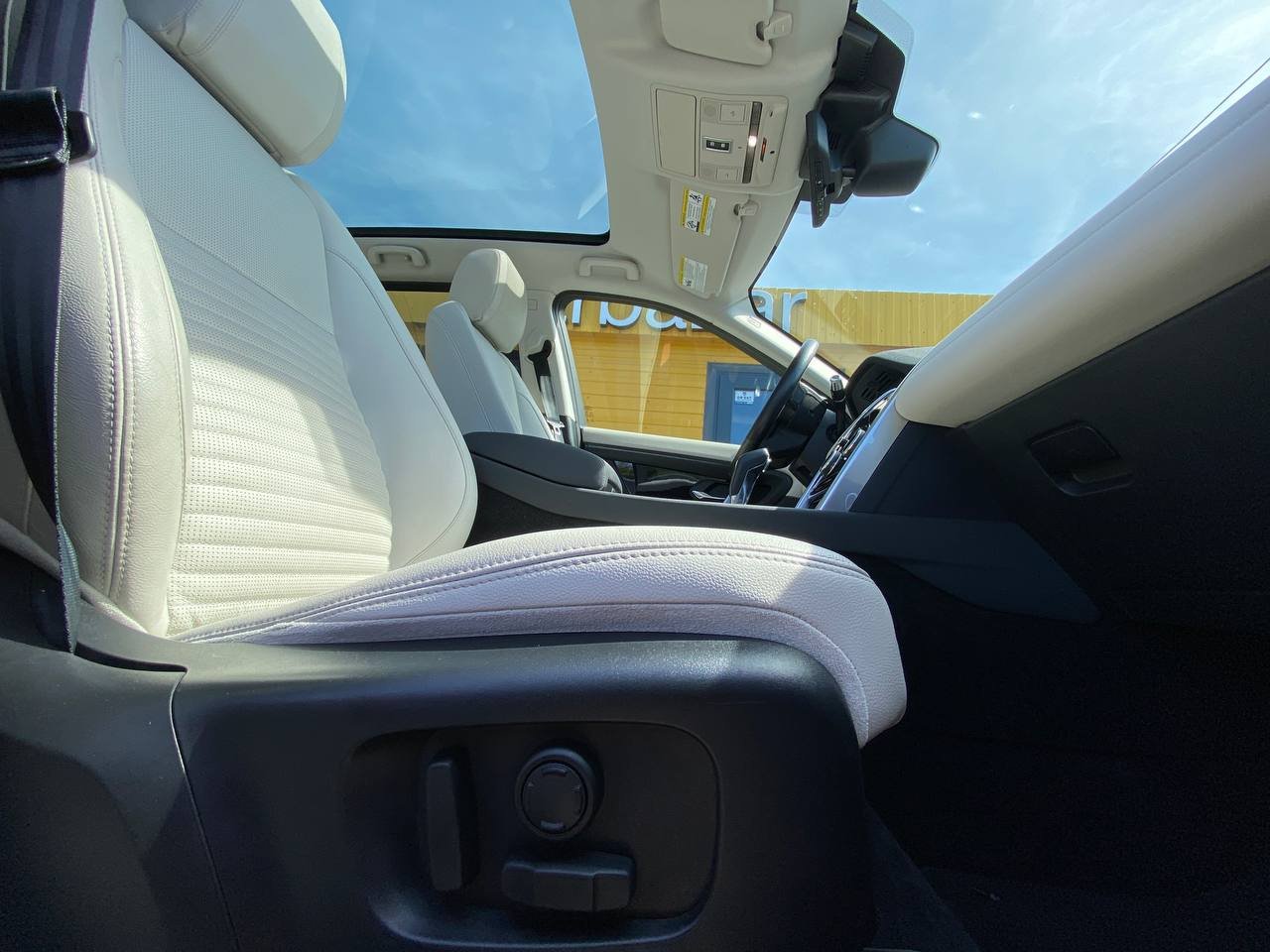 Land Rover Discovery Sport 2.0i 2020 - Зображення 27