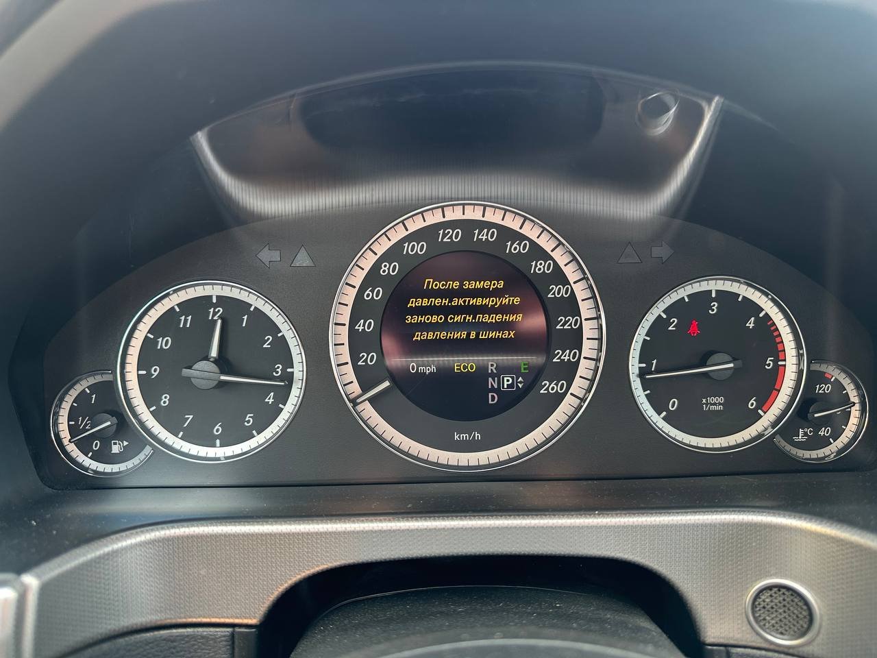 Mercedes-Benz E220 2.2d 2012 - Зображення 10