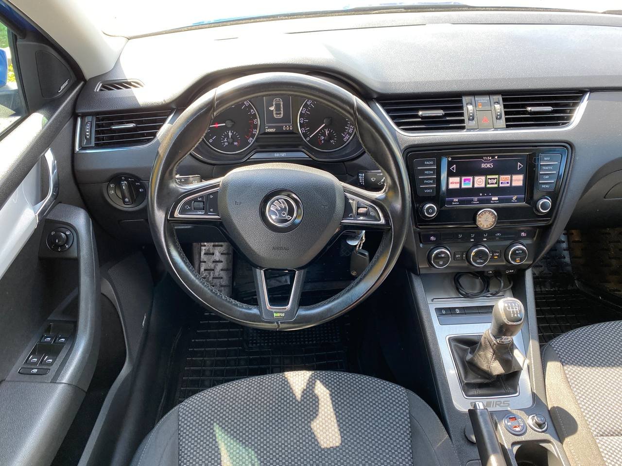 Skoda Octavia 1.6d 2015 - Зображення 11