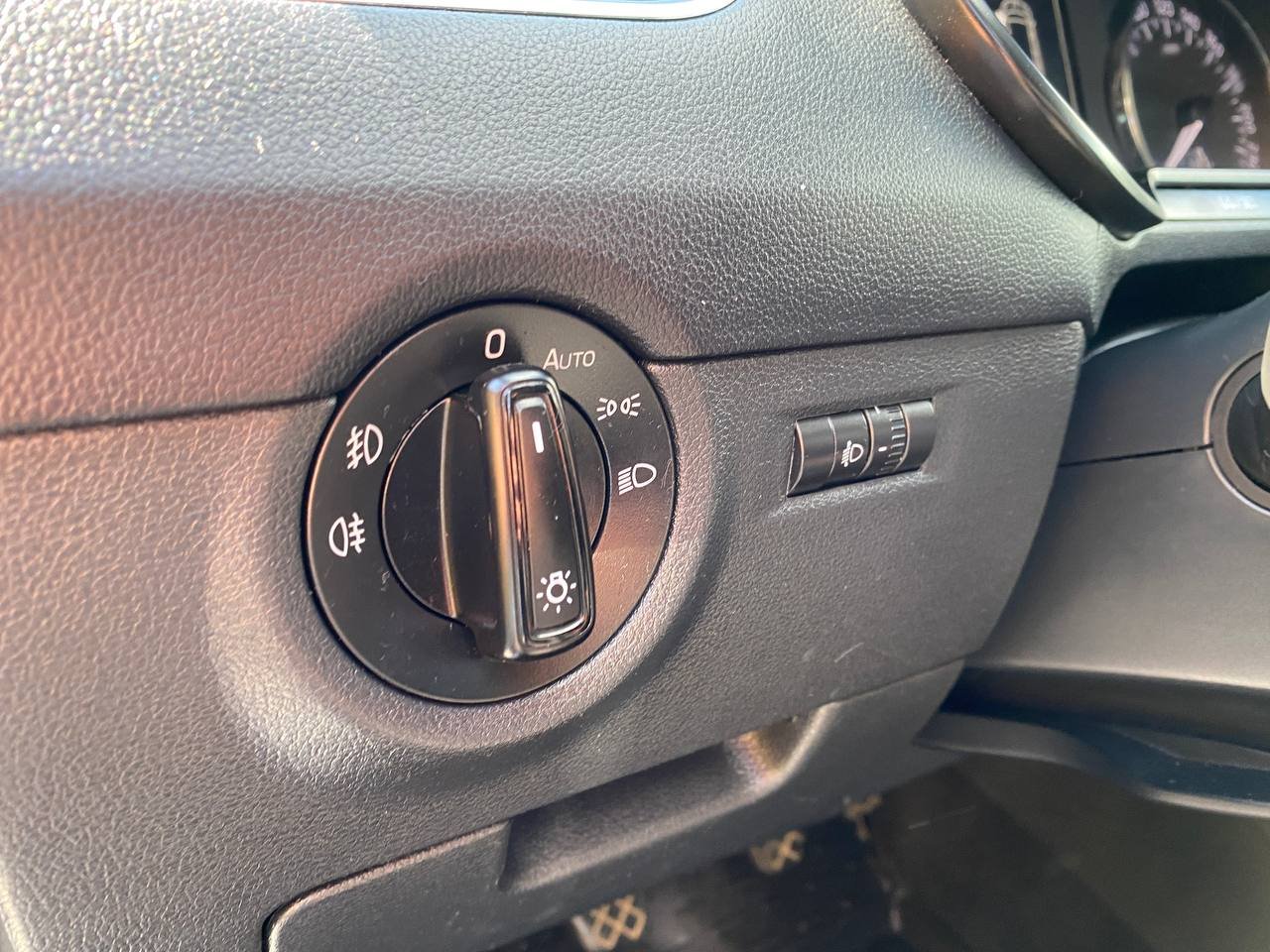 Skoda Octavia 1.6d 2015 - Зображення 9