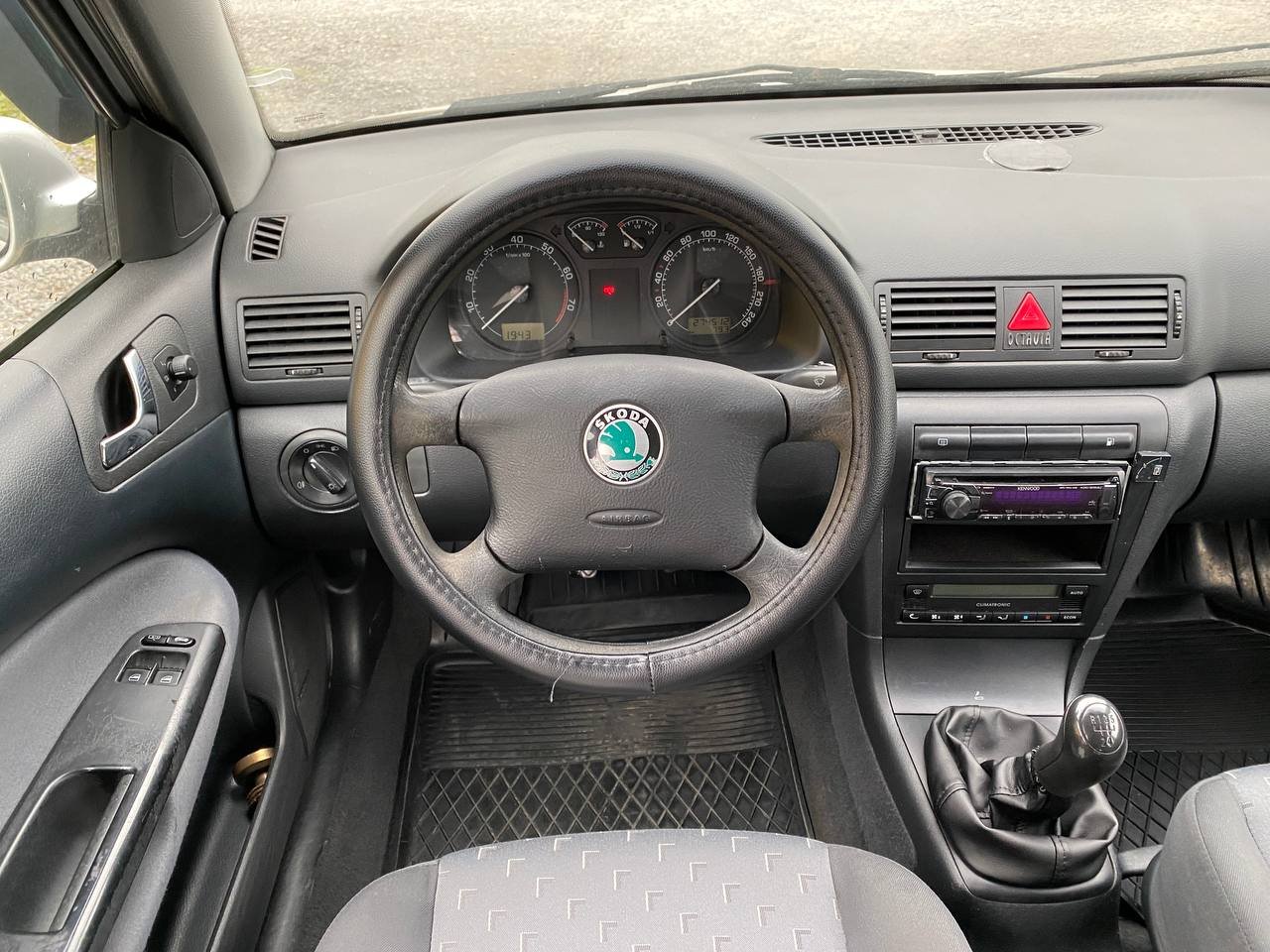 Skoda Octavia Tour 1.6mpi 2006 - Зображення 9