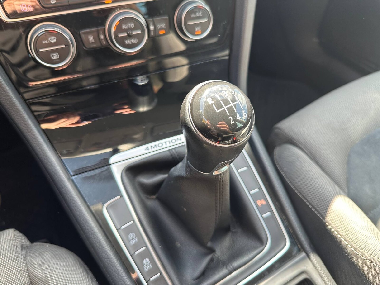 Volkswagen Golf 1.6d 2014 - Зображення 15