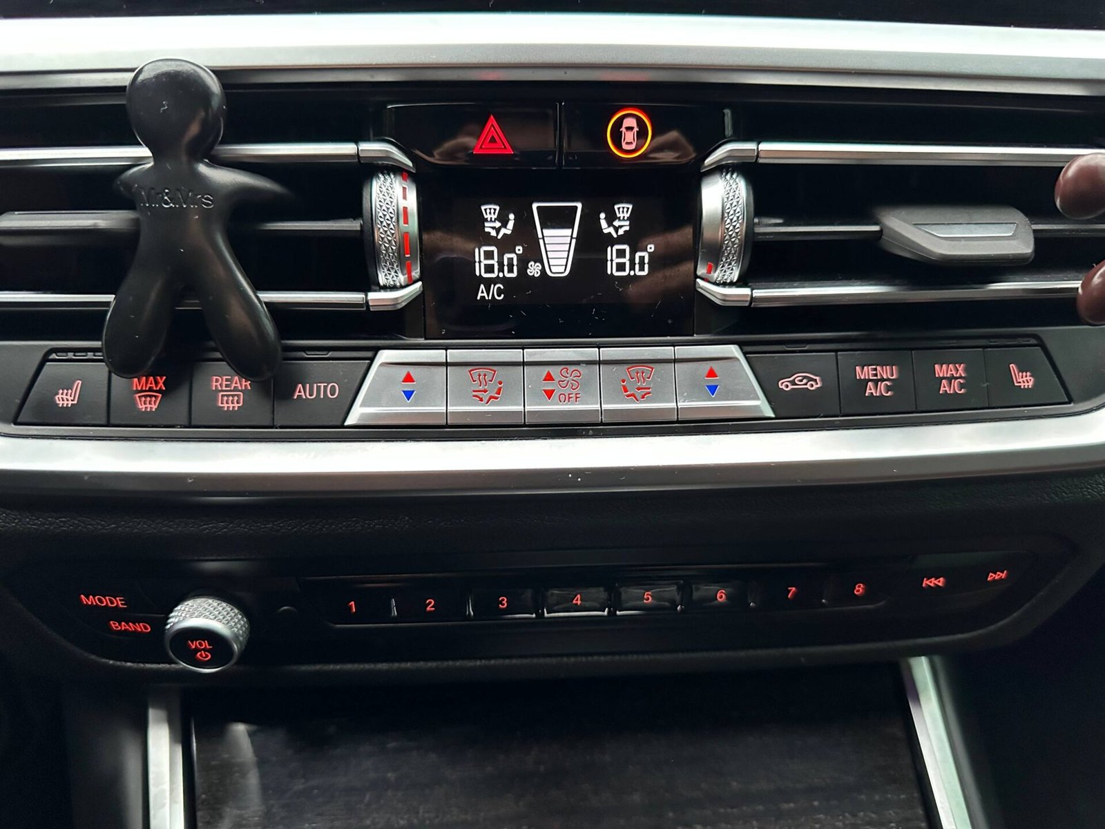 BMW 330e Xdrive 2022 - Зображення 19