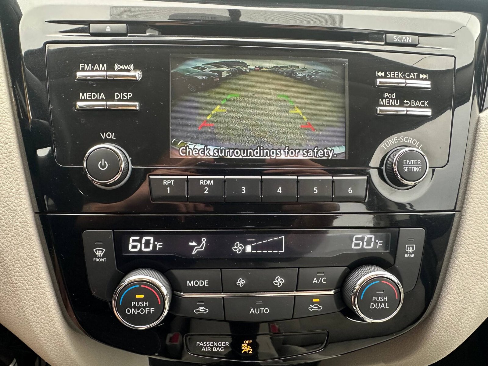 Nissan Rogue Sport 2.0i 2018 - Зображення 14
