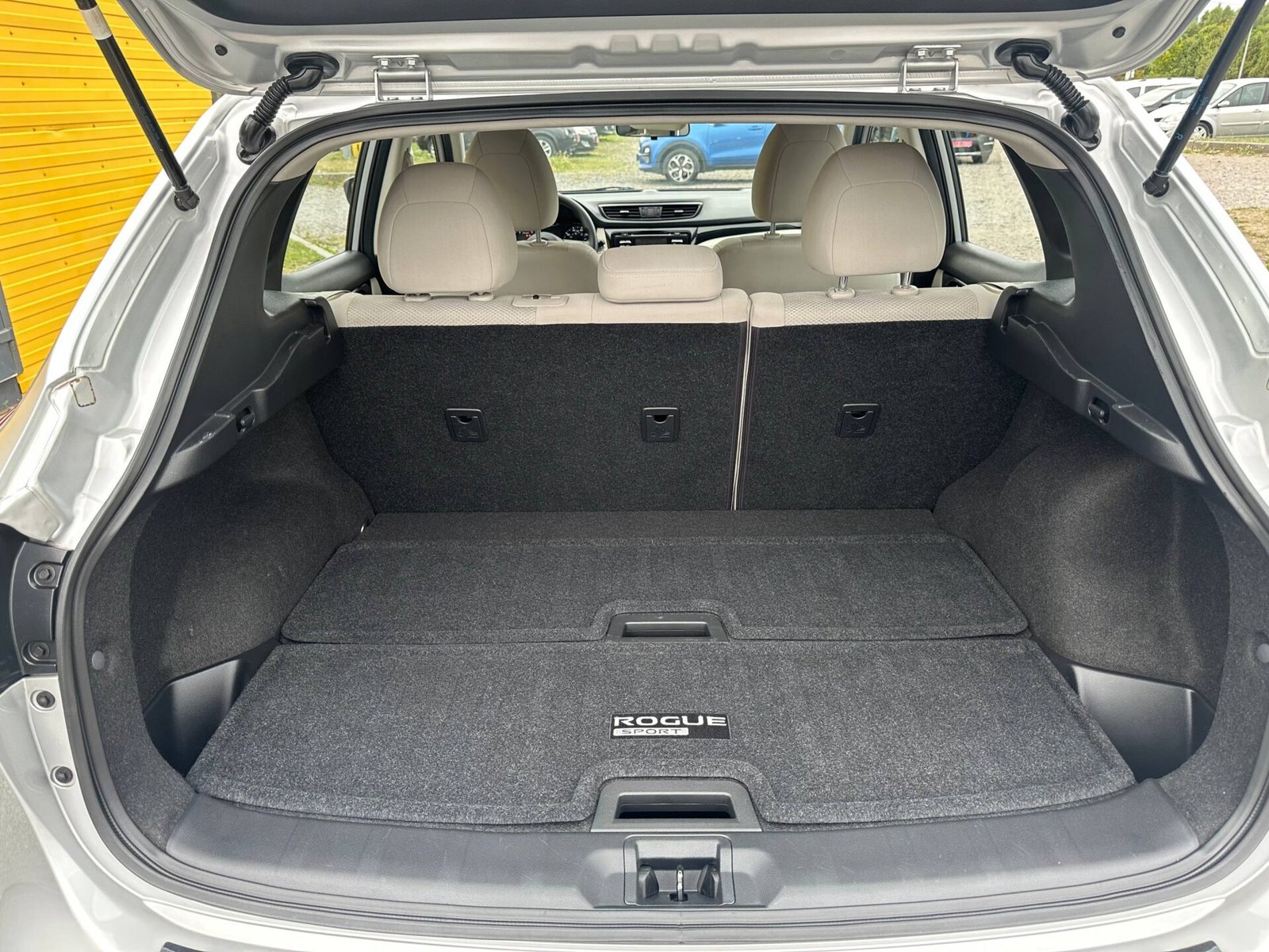 Nissan Rogue Sport 2.0i 2018 - Зображення 19
