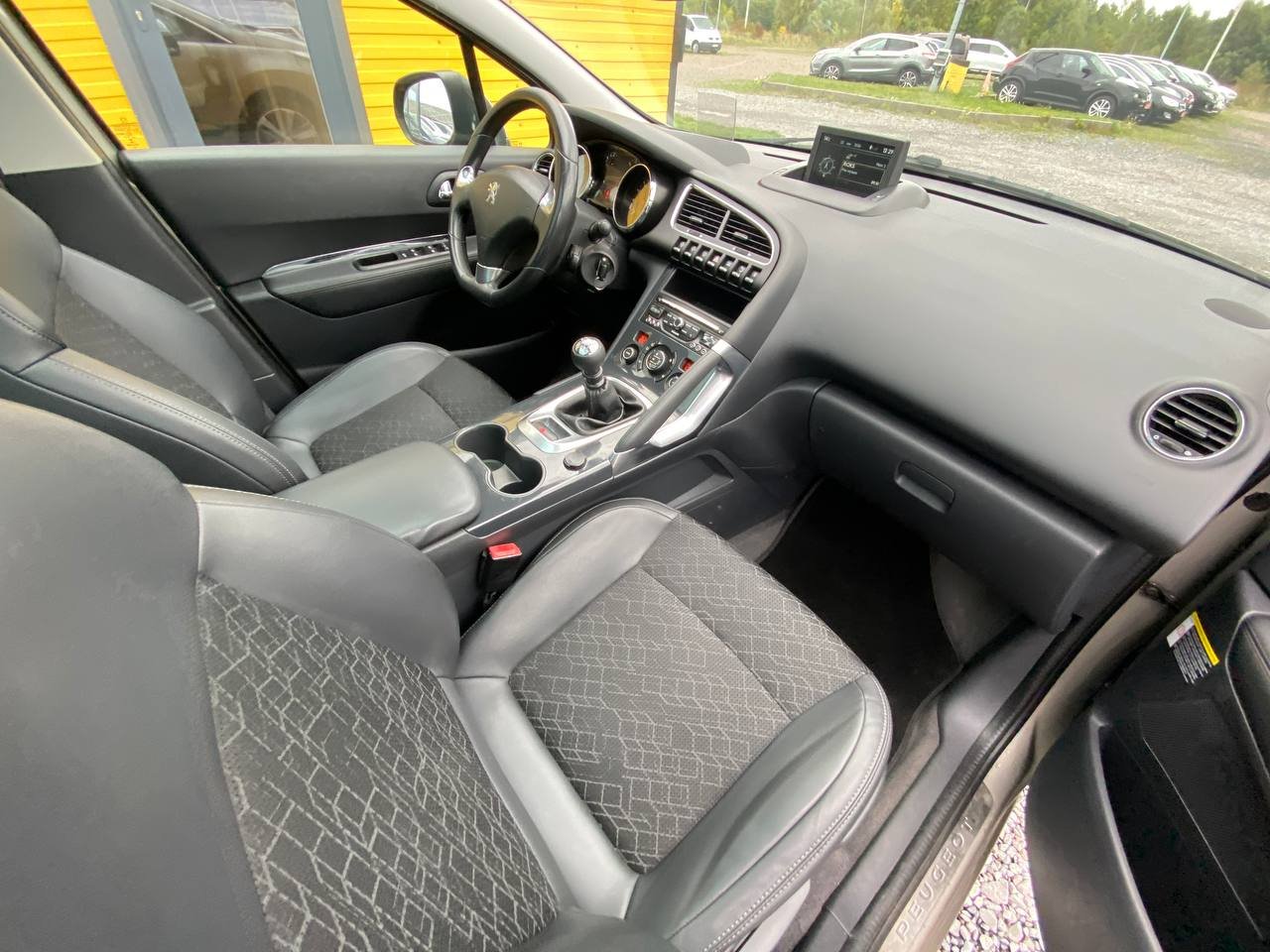 Peugeot 3008 2.0d 2015 - Зображення 19