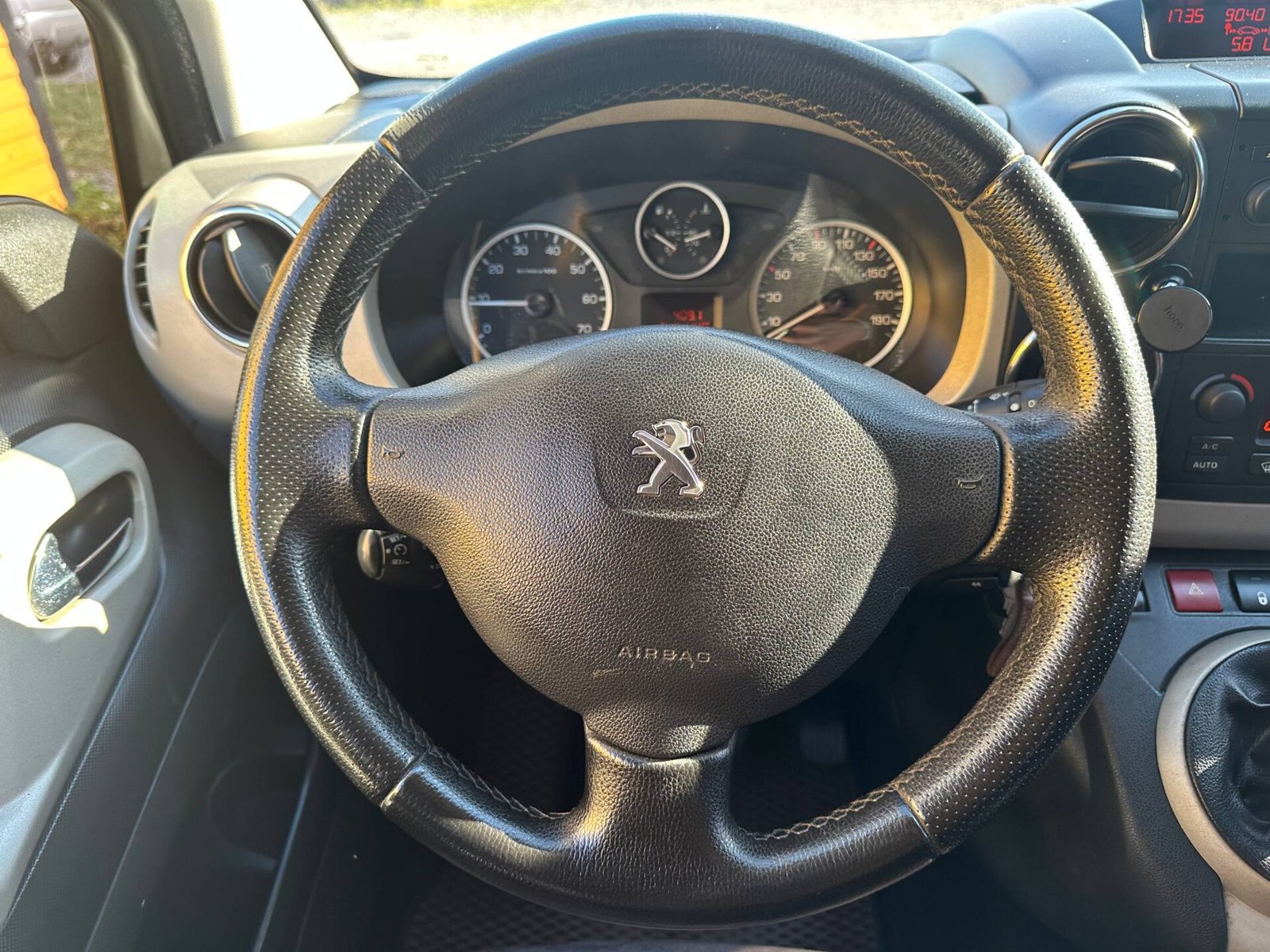 Peugeot Partner Tepee 1.6d 2013 - Зображення 10