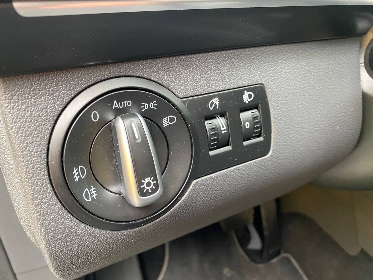 Volkswagen Touran 1.4t 2012 - Зображення 9