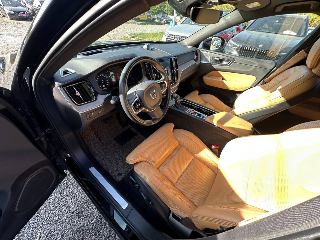 Volvo XC60 2.0d 4x4 2019 - Зображення 10